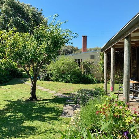 Cherry Plum Cottages Port Fairy Dış mekan fotoğraf