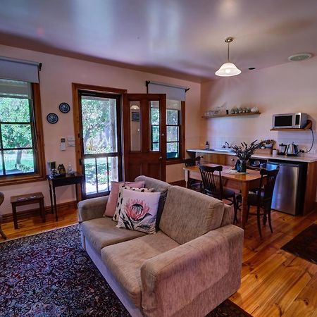Cherry Plum Cottages Port Fairy Dış mekan fotoğraf