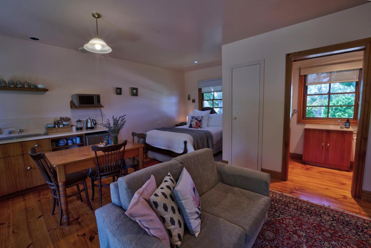 Cherry Plum Cottages Port Fairy Dış mekan fotoğraf