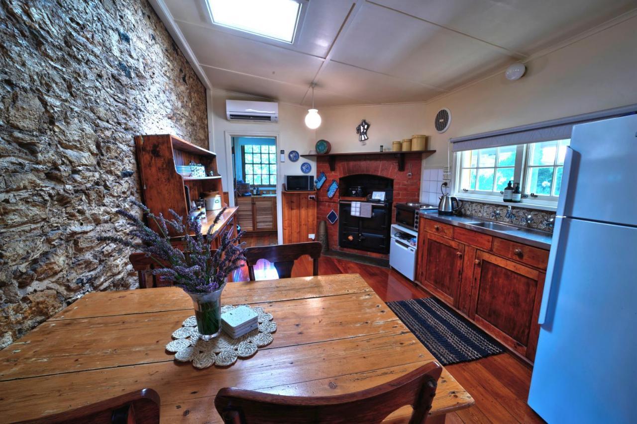 Cherry Plum Cottages Port Fairy Dış mekan fotoğraf