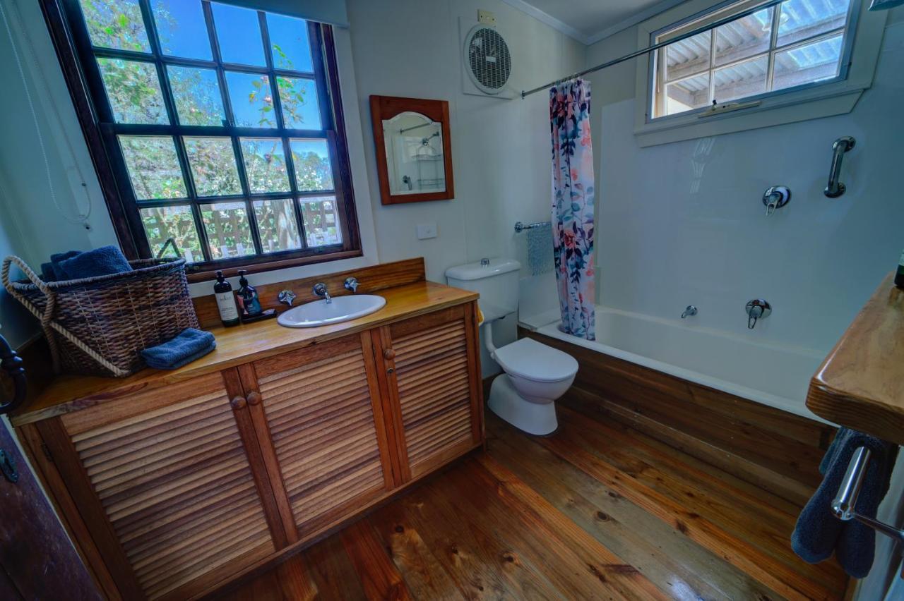 Cherry Plum Cottages Port Fairy Dış mekan fotoğraf