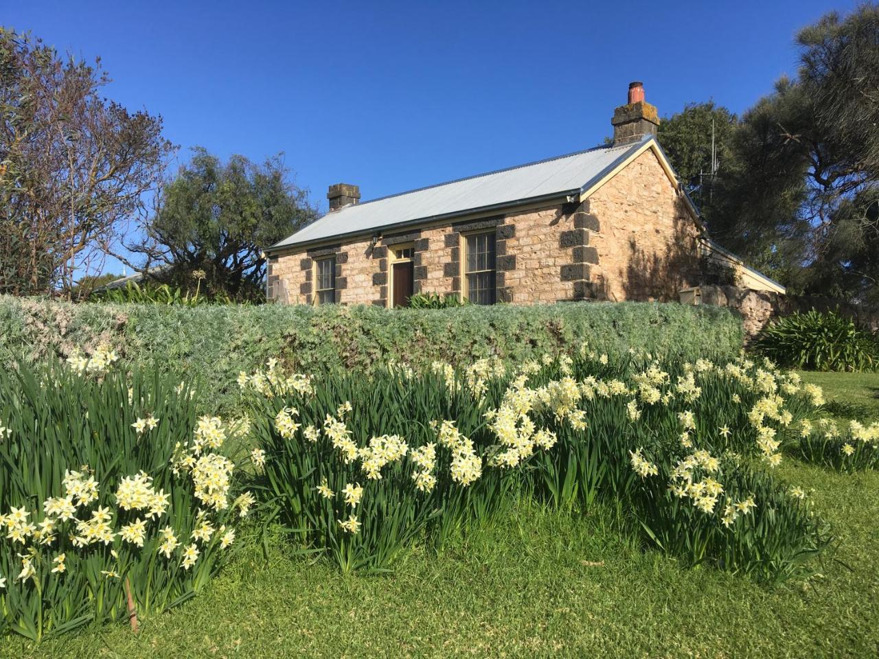 Cherry Plum Cottages Port Fairy Dış mekan fotoğraf