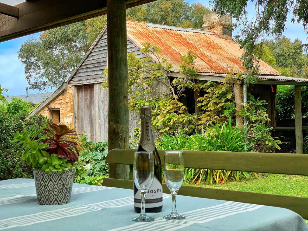 Cherry Plum Cottages Port Fairy Dış mekan fotoğraf