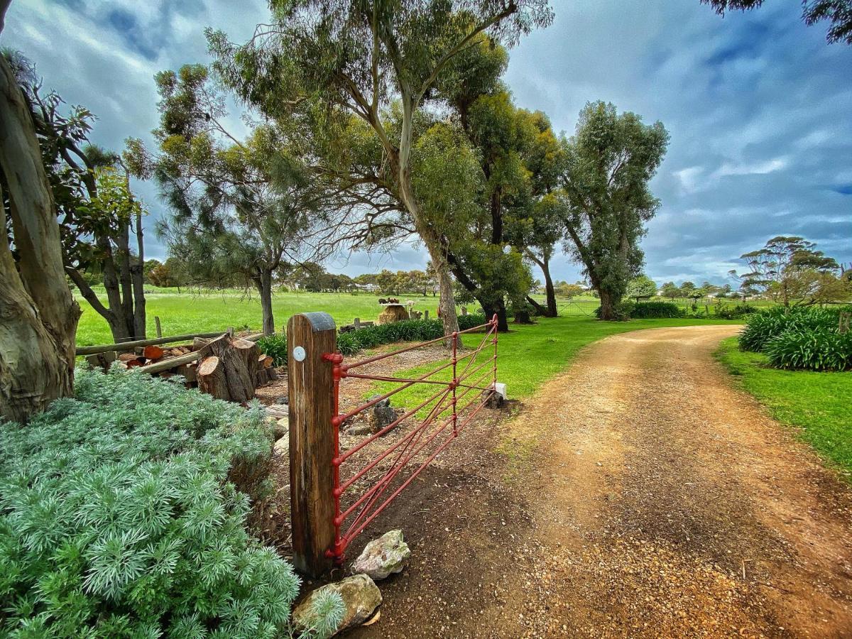 Cherry Plum Cottages Port Fairy Dış mekan fotoğraf